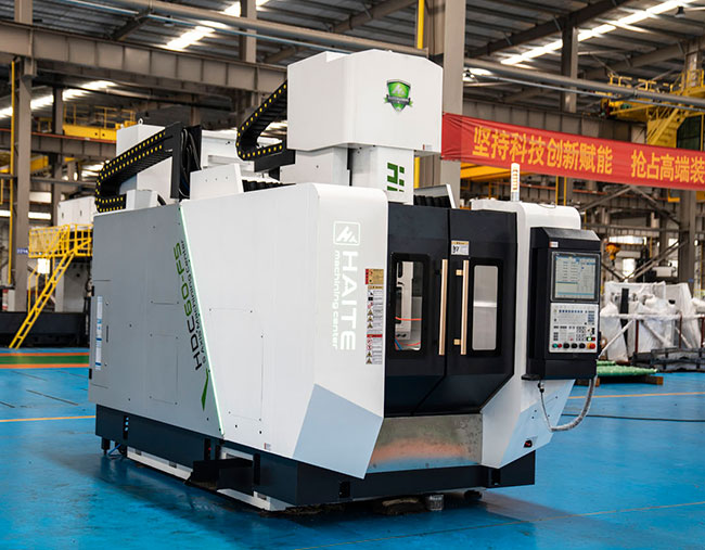 500搖籃五軸加工中心.jpg